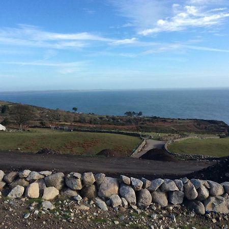 Stunning Views At Ballagh Cottage Newcastle 纽卡斯尔 外观 照片
