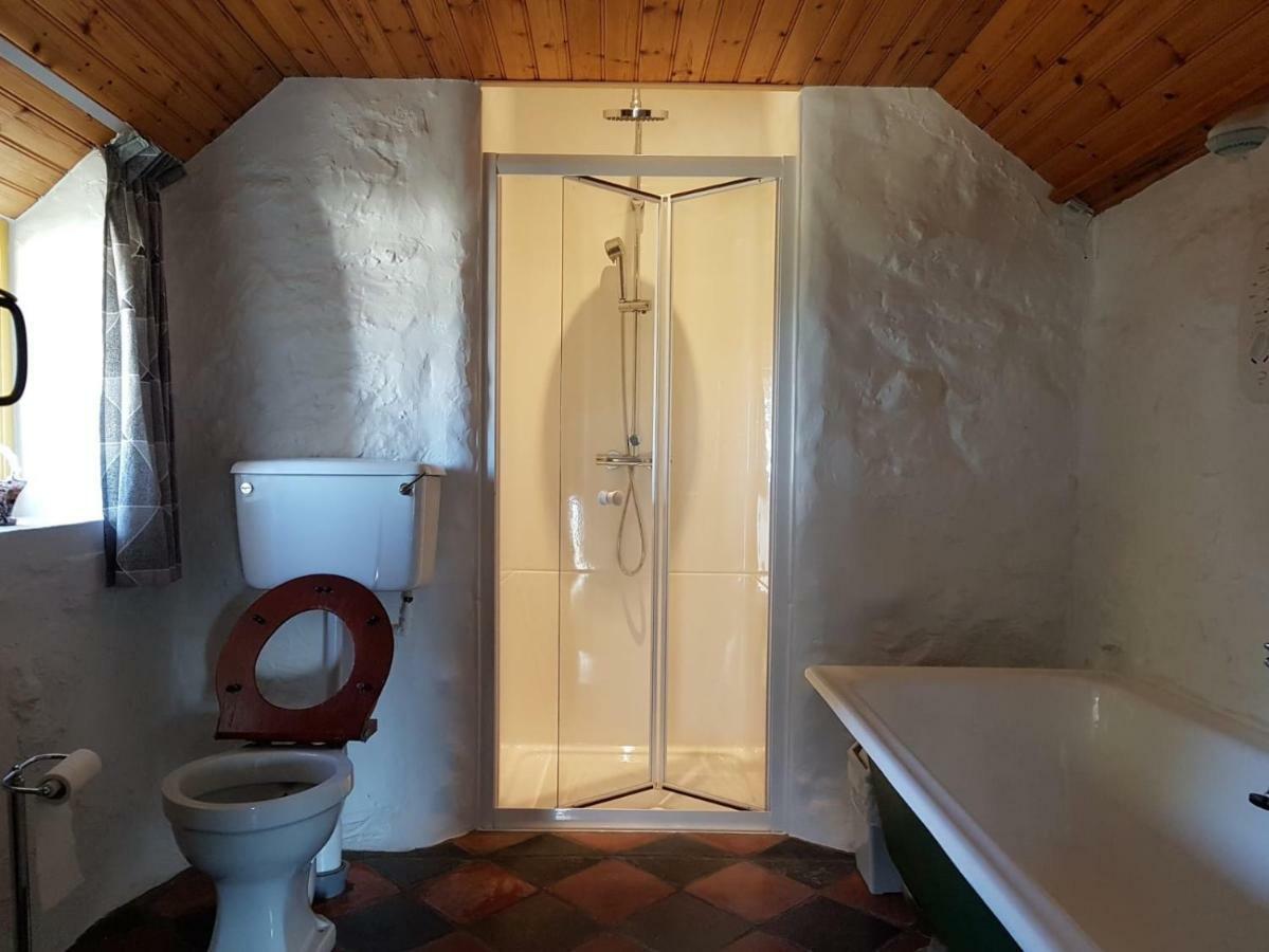 Stunning Views At Ballagh Cottage Newcastle 纽卡斯尔 外观 照片