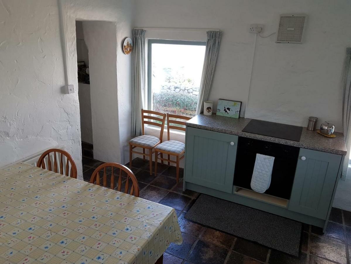 Stunning Views At Ballagh Cottage Newcastle 纽卡斯尔 外观 照片